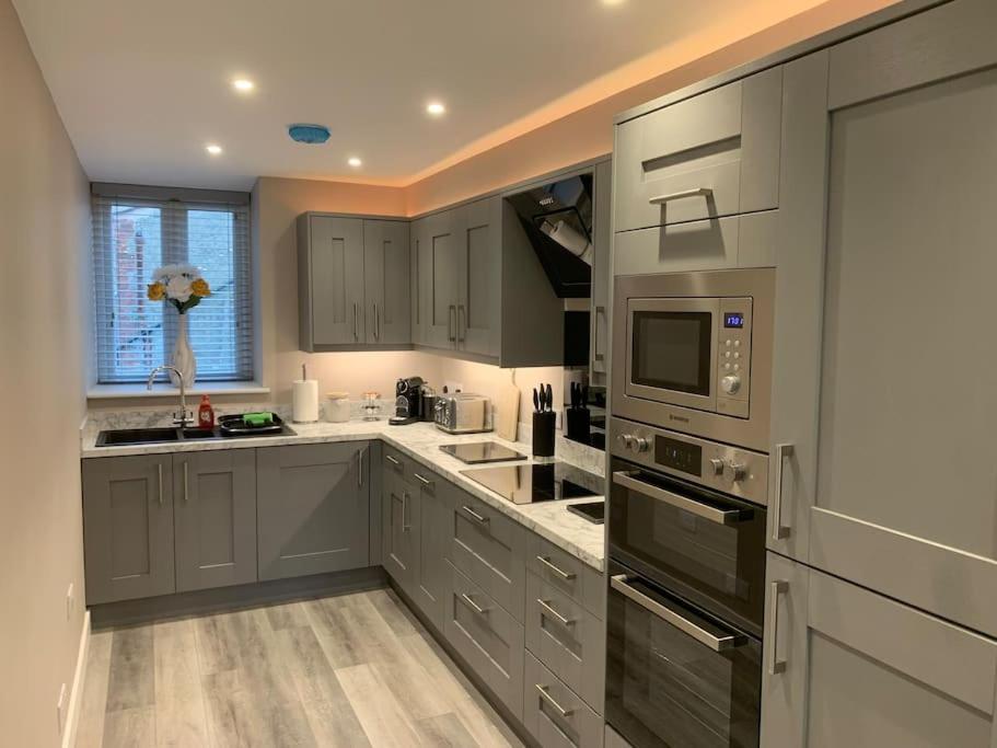 Newly Converted 3 Bedroom Apartment In Ulverston Extérieur photo